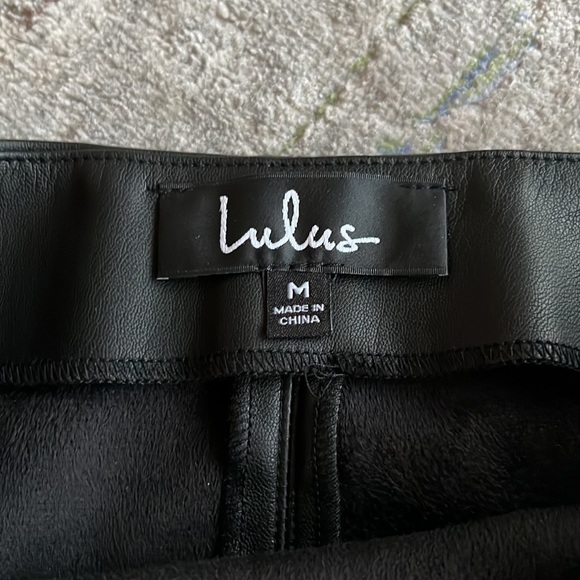 LULUS faux leather mini skirt with zipper - Picture 4 of 6